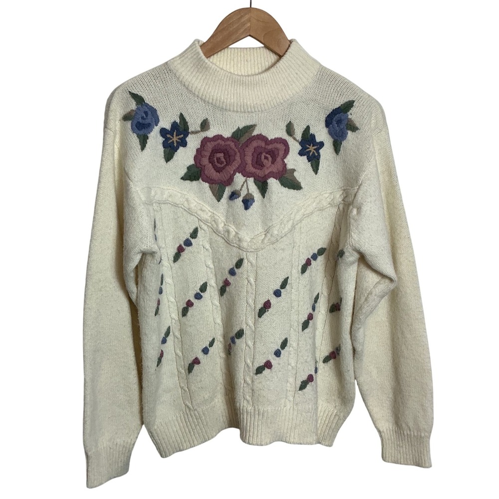 Alfred Dunner Vintage Large Floral Embroidered Cable Knit Cream Sweater Granny